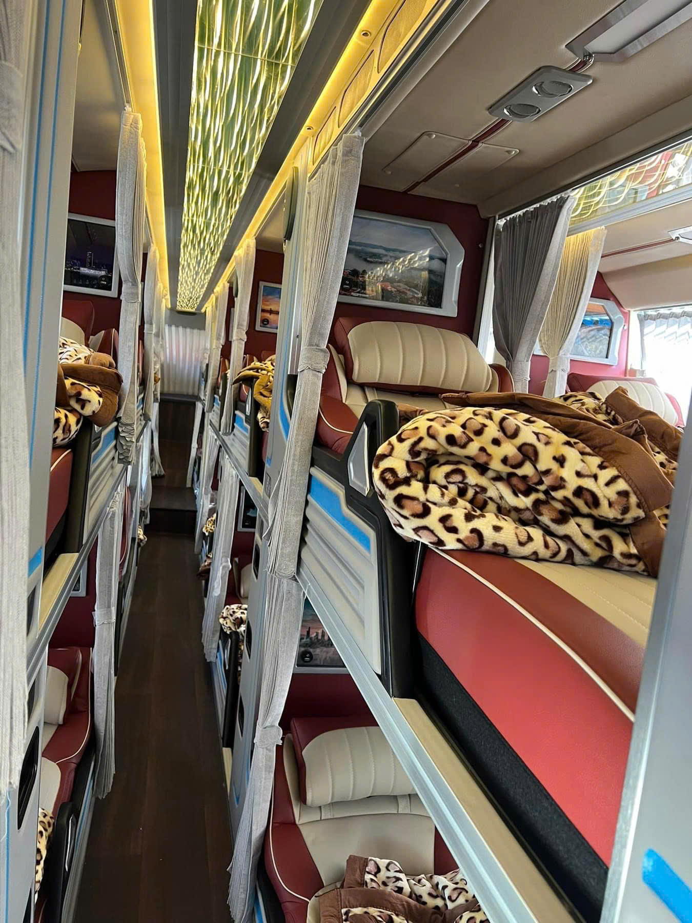 Xe khách Sơn Phương Mù Cang Chải đi Phú Bình (Đào Xá, Tân Kim, Bàn Đạt ). Đặt xe Sơn Phương